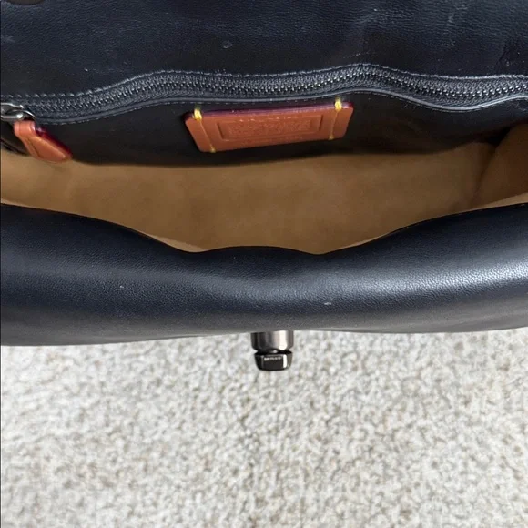 Coach Black Quilted Shoulder Bag - Picture 5 of 6